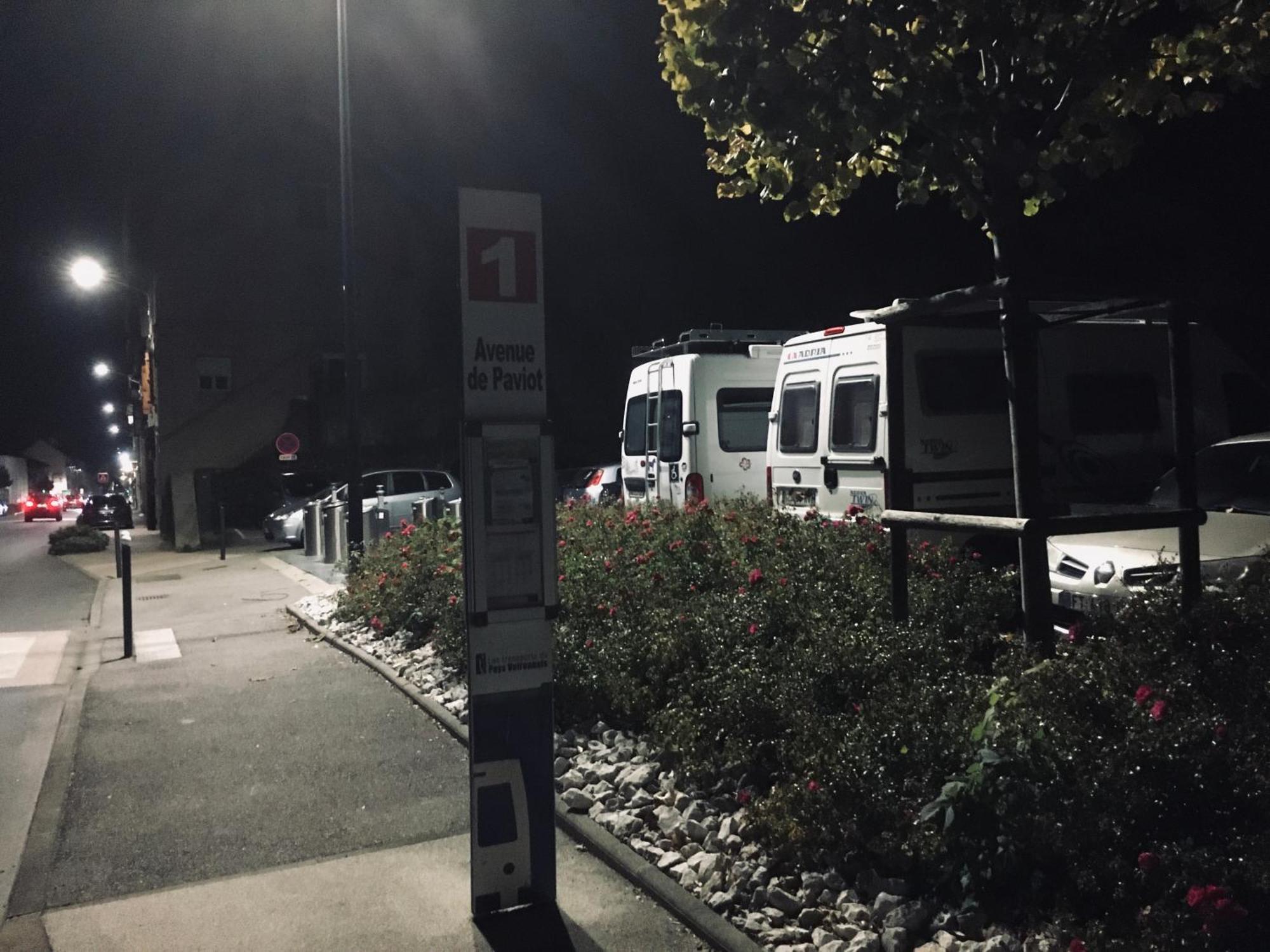 Appart Chartreux Baignoire Massante ,A 3 Minutes Du Centre En Bus! 2 Etoiles Atout France 瓦龙 外观 照片